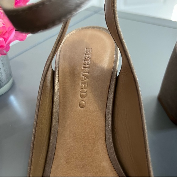 Bernardo Metallic Gold Tan Brazilian Leather Nadia Sandal Heels - Picture 4 of 13